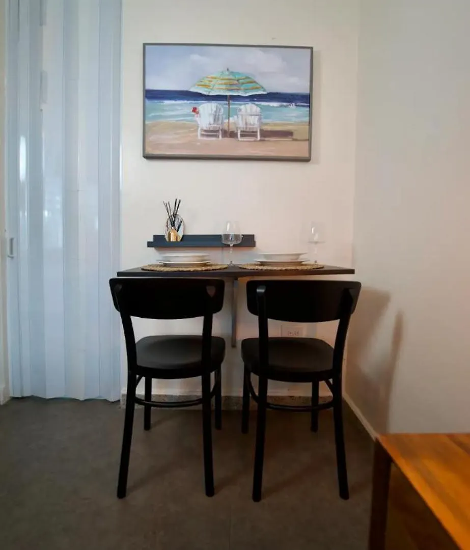 Bucare Studio - Beach Bliss: Isla Verde Gem Apartment San Juan